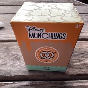 Disney Munchlings Plush - surprise inside!